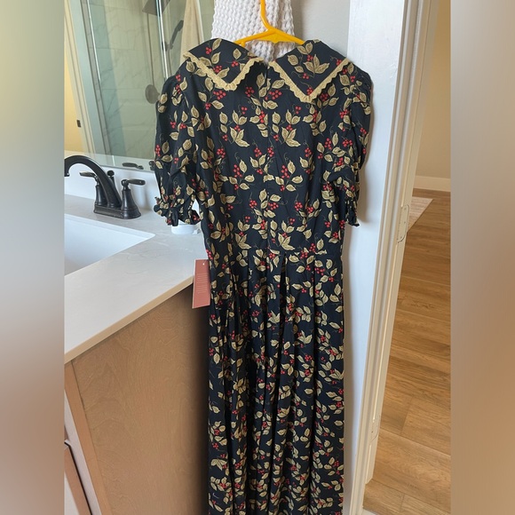 NWT Ivy City Co Holly Berry Dress - Picture 3 of 5